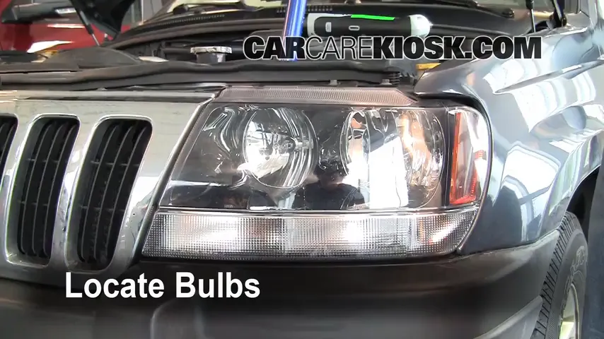 2003 Jeep Grand Cherokee Laredo 4.0L 6 Cyl. Lights Turn Signal - Front (replace bulb)